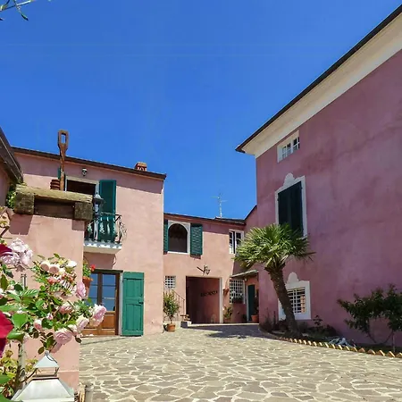 Ground Floor With Sea View Near Lucca Apartamento